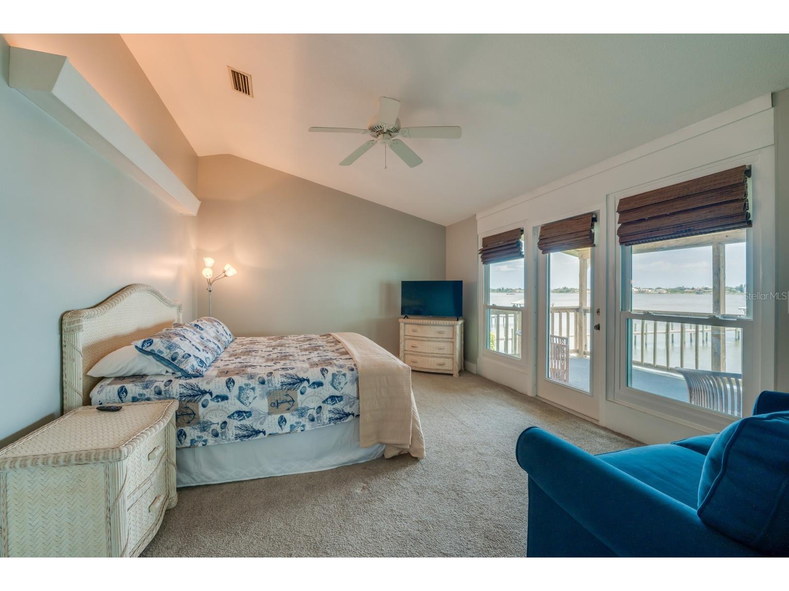 1633 Riverside Drive Daytona Beach FL 32117 A4681115 image16