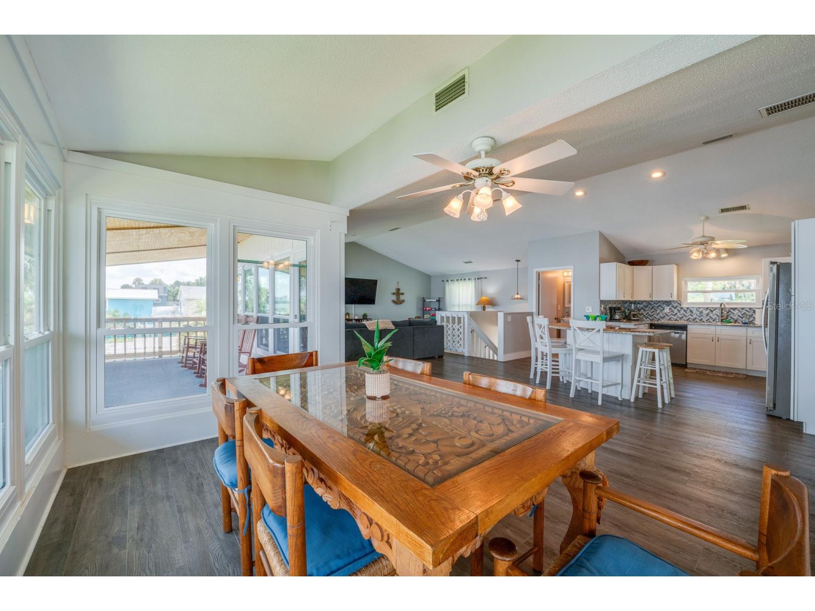 1633 Riverside Drive Daytona Beach FL 32117 A4681115 image9