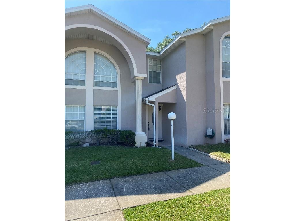 1633 Windsor Oak Court Kissimmee FL 34744 S5103377 image1