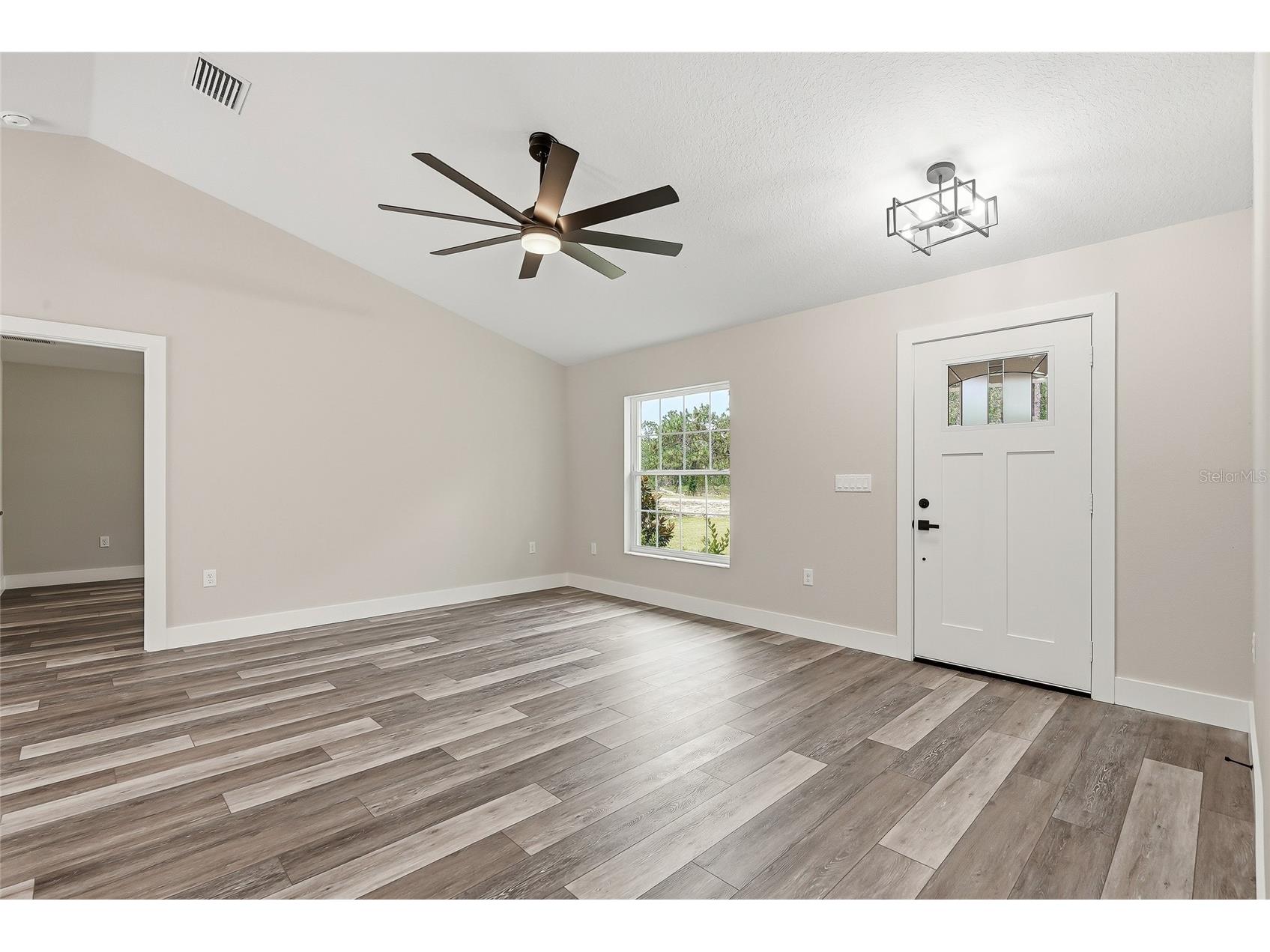 16335 Force Road Weeki Wachee FL 34614 TB8522193 image12