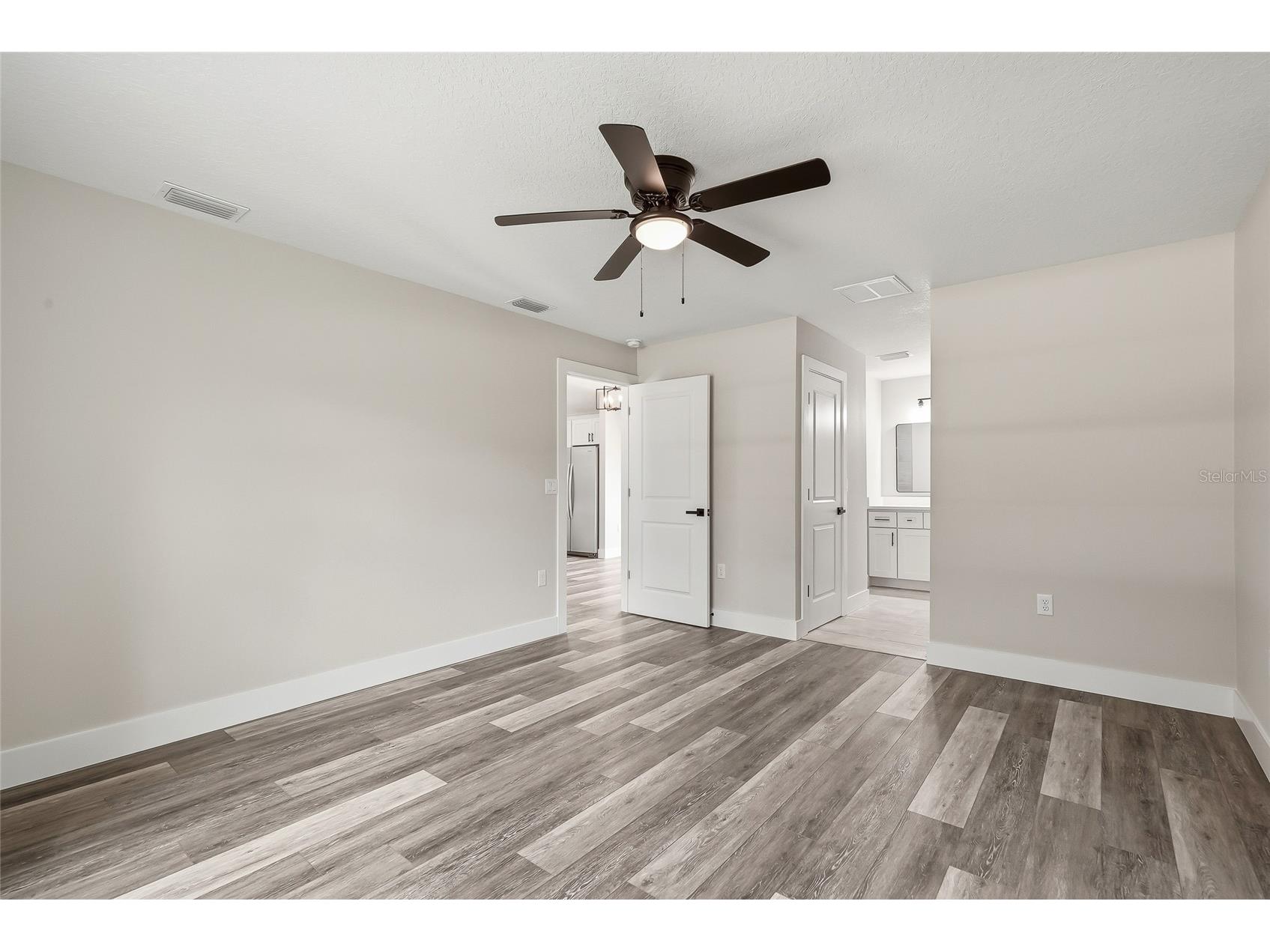 16335 Force Road Weeki Wachee FL 34614 TB8522193 image24