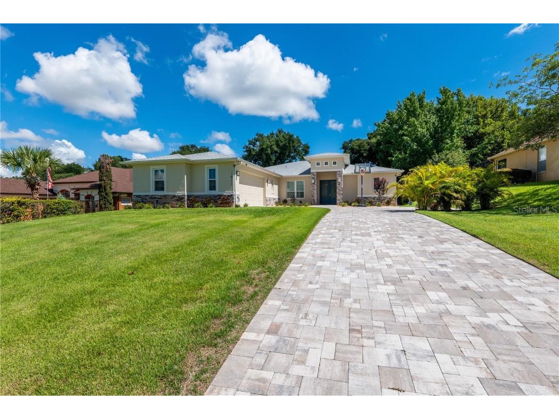 16337 Magnolia Bluff Drive Montverde FL 34756 O6217338 image1