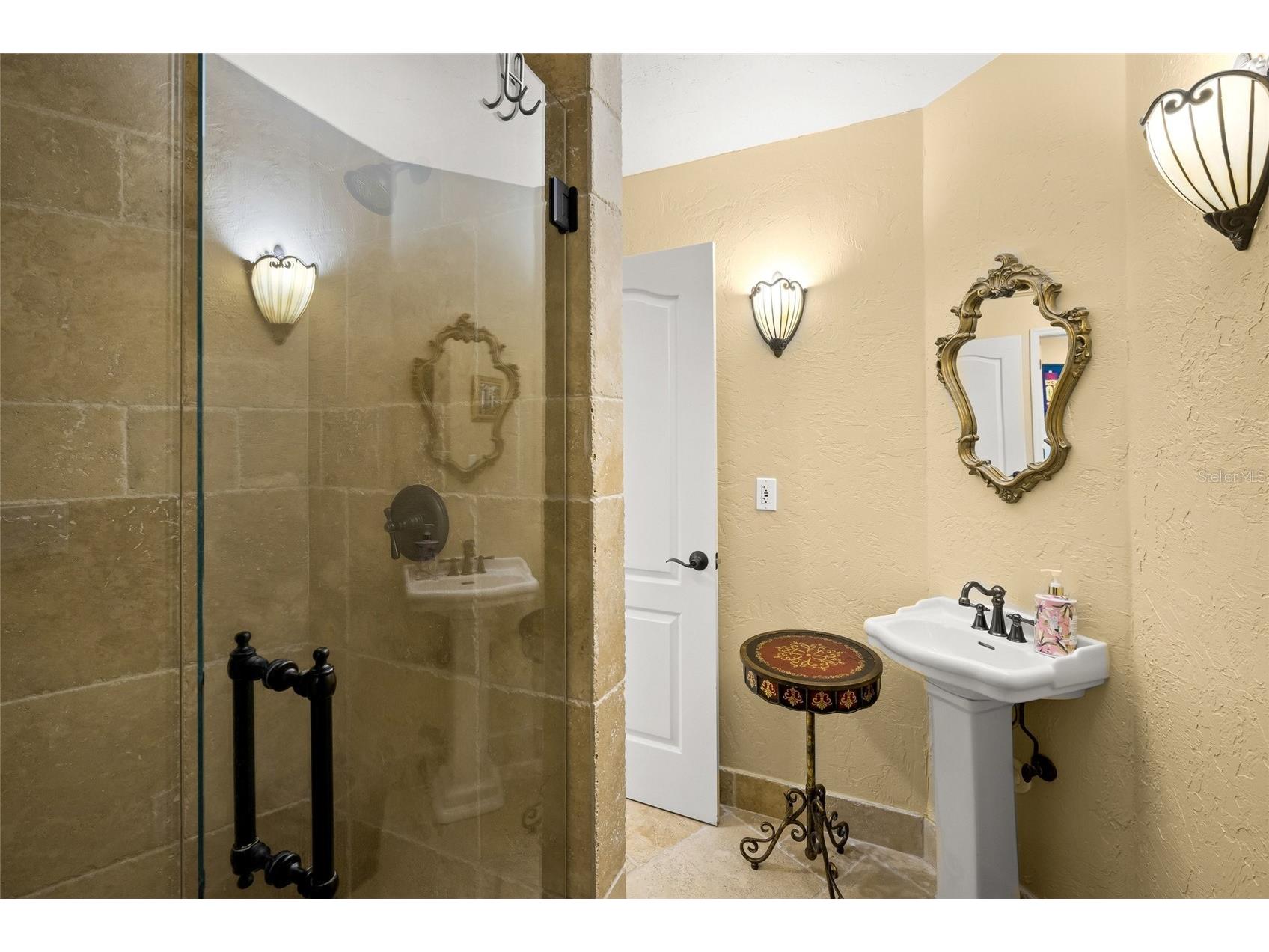 1634 N Lodge Drive Sarasota FL 34239 A4681996 image31