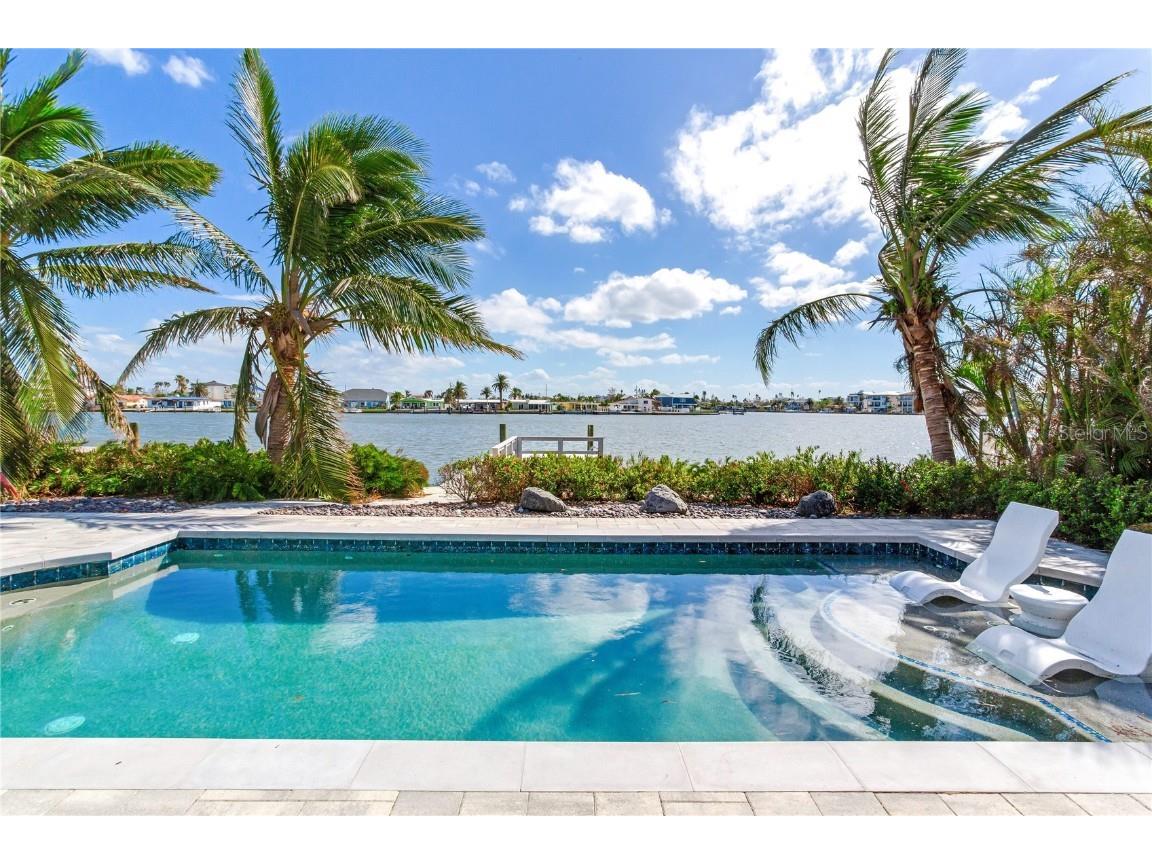 16341 Redington Drive Redington Beach FL 33708 - INTRACOASTAL WATERWAY TB8317864 image1