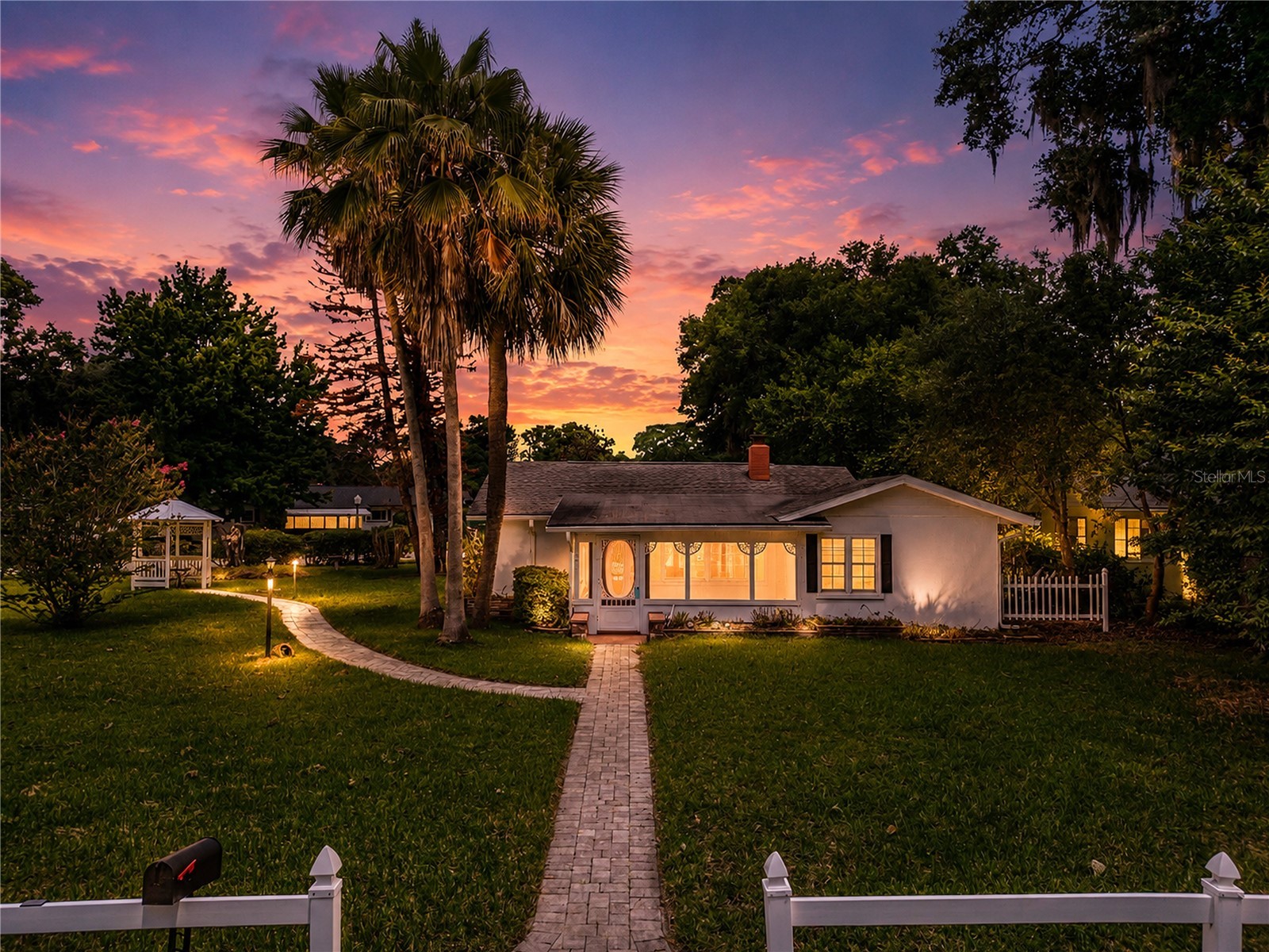 1635 Gertrude Place Mount Dora FL 32757 - LAKE GERTRUDE O6415401 image1