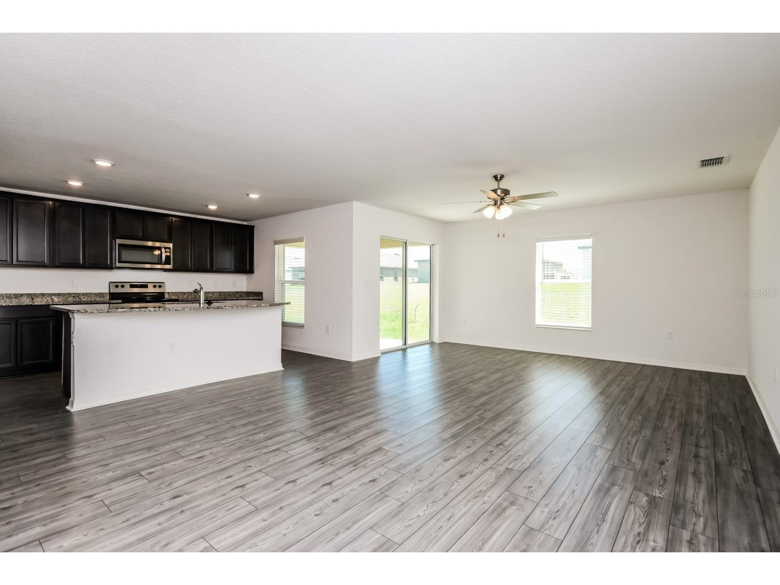 1635 Swan Lake Circle Dundee FL 33838 TB8520821 image6
