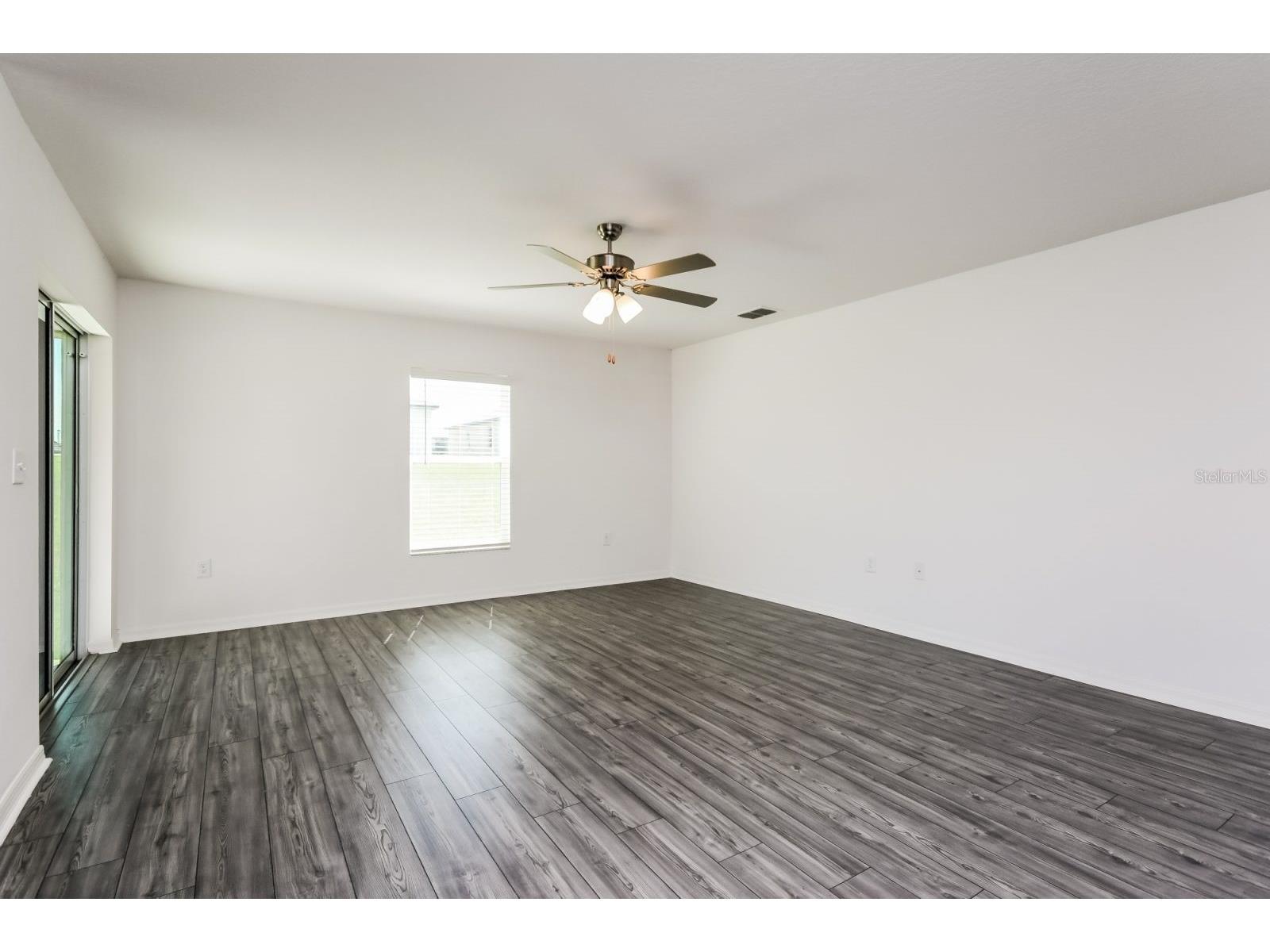 1635 Swan Lake Circle Dundee FL 33838 TB8520821 image7