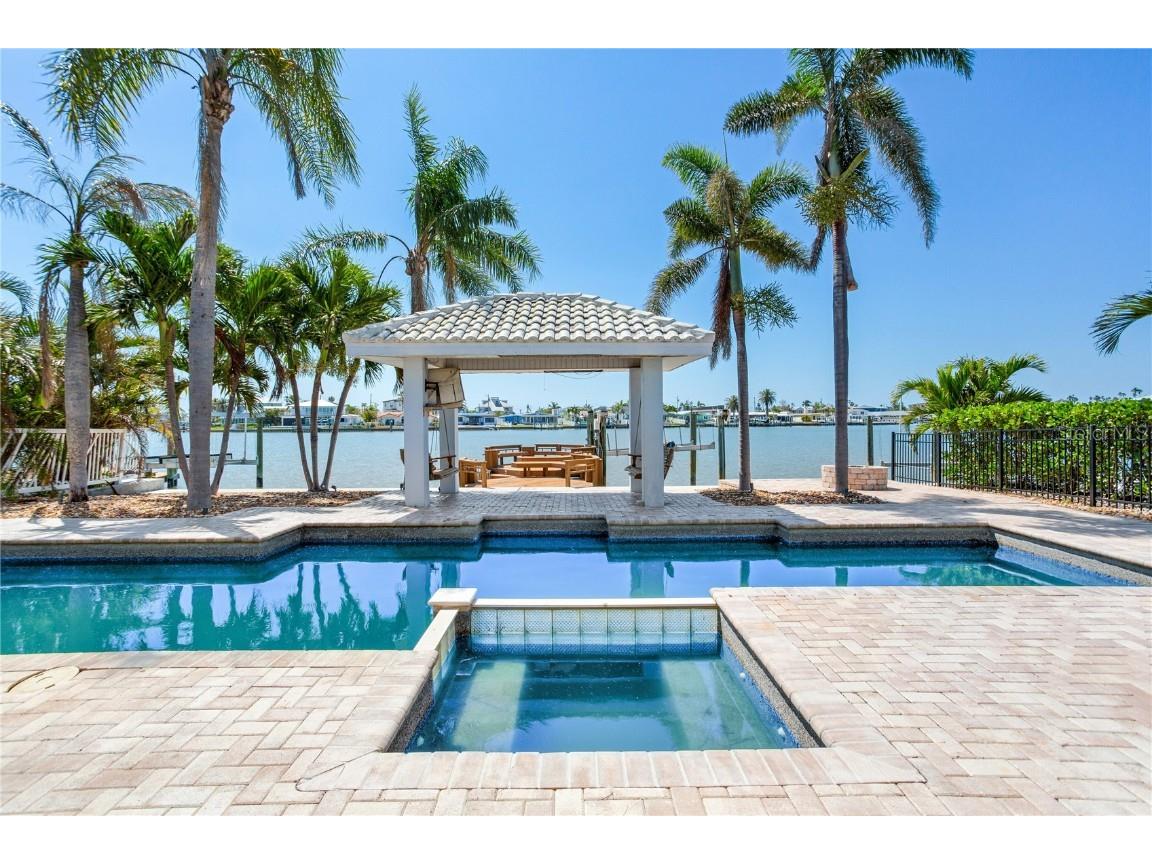 16353 Redington Drive Redington Beach FL 33708 - INTRACOASTAL TB8377021 image1