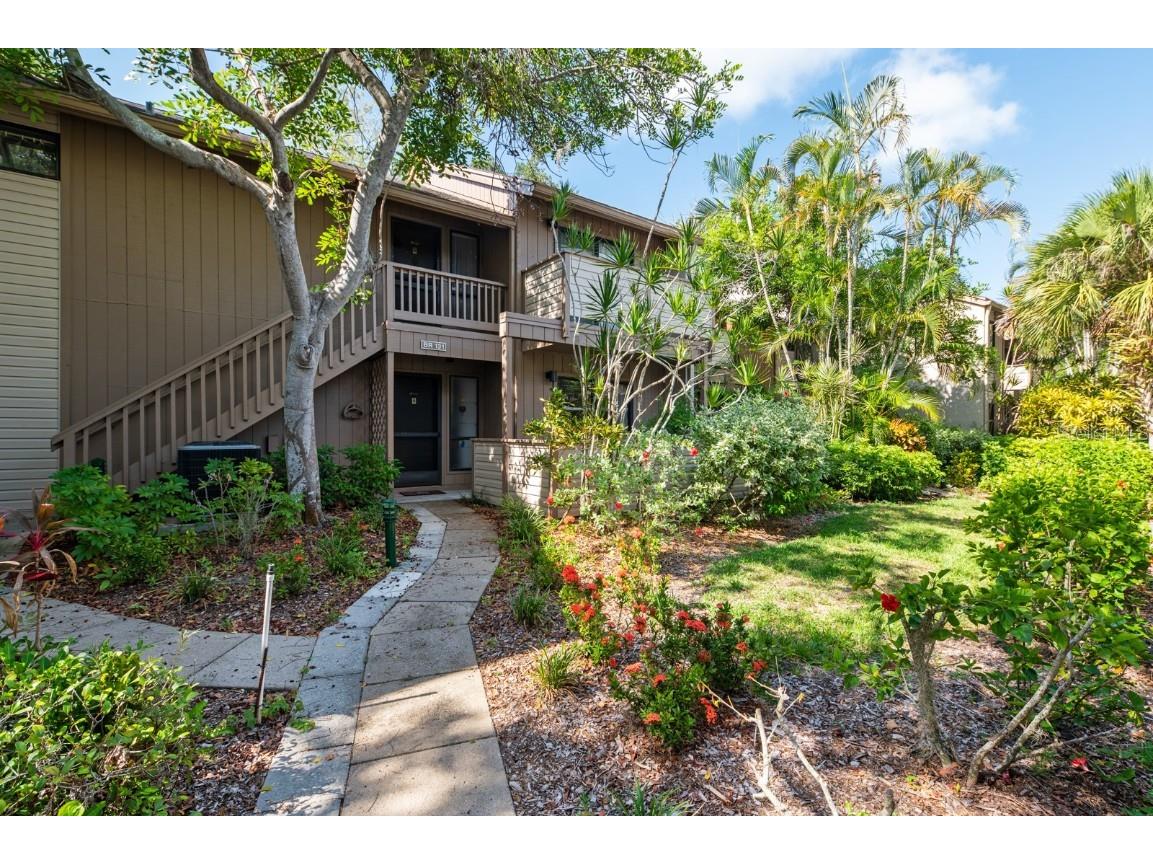1636 Brookhouse Drive #131 Sarasota FL 34231 A4578742 image1