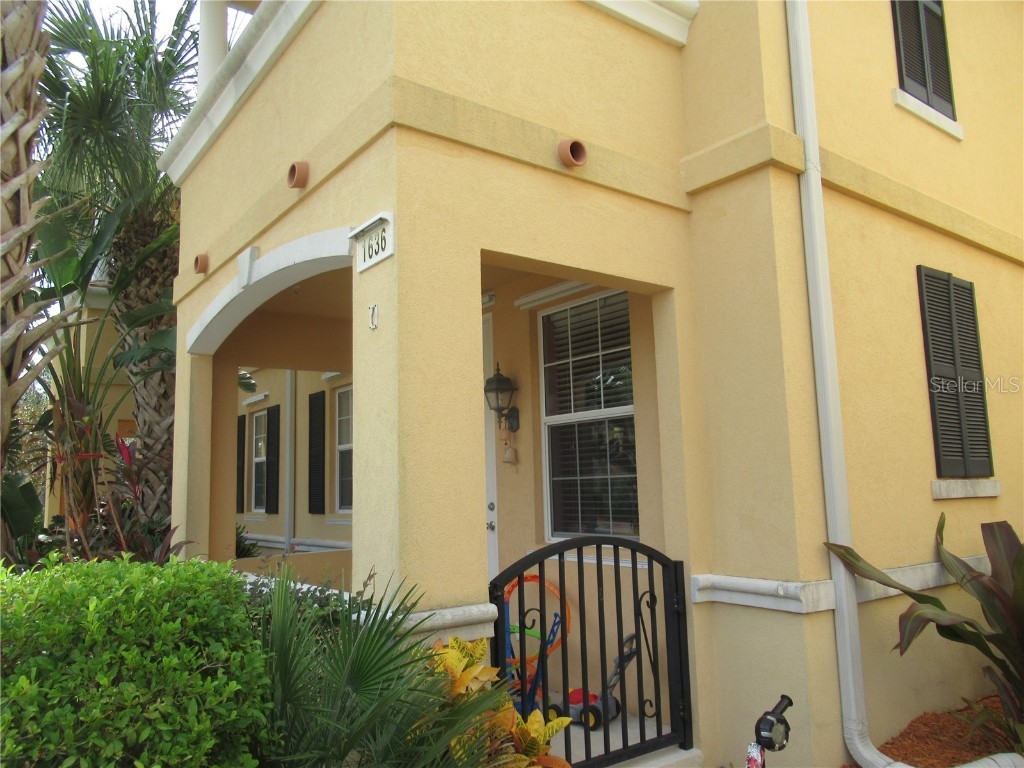 1636 Burgos Drive Sarasota FL 34238 A4586717 image1
