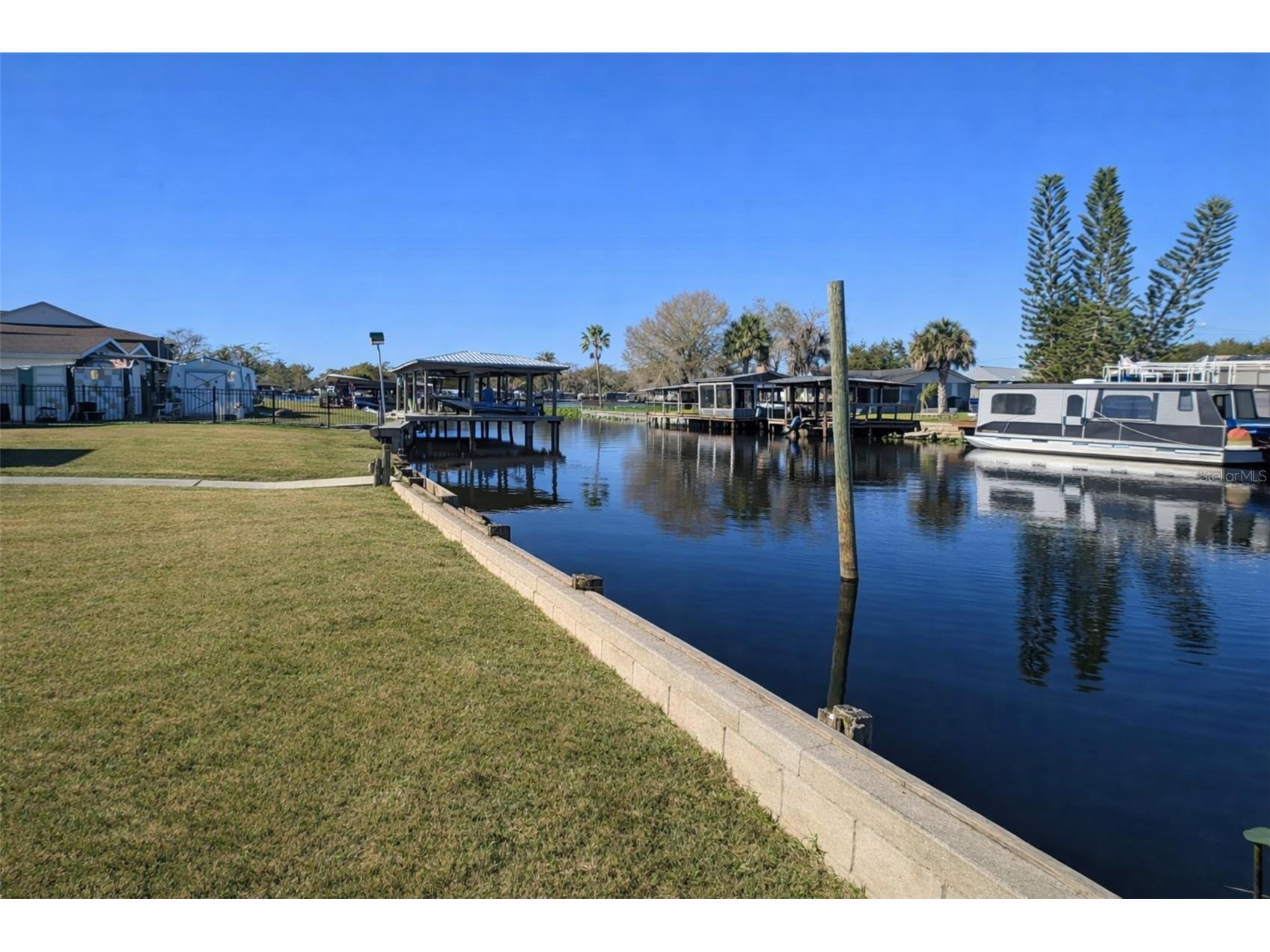 1636 Juno Trail Astor FL 32102 - ST JOHNS RIVER G5107057 image3