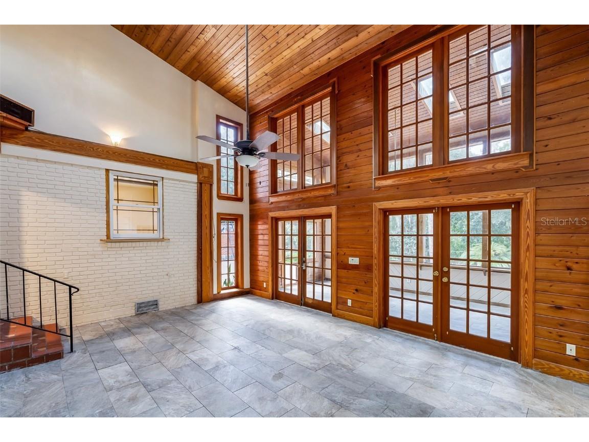 1636 NW 8th Avenue Gainesville FL 32603 GC533324 image16