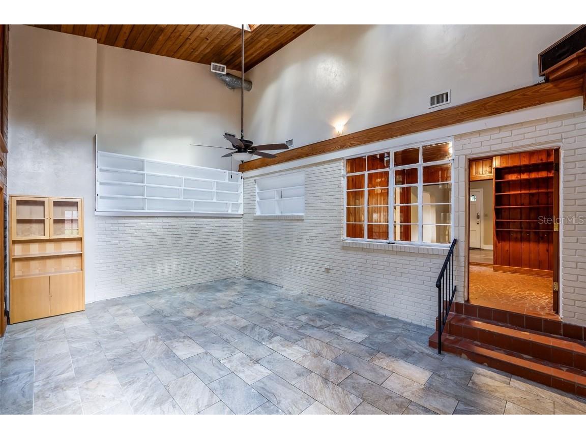 1636 NW 8th Avenue Gainesville FL 32603 GC533324 image17