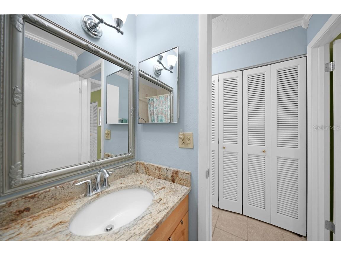 1636 Stickney Point Road #36-201 Sarasota FL 34231 N6141400 image16