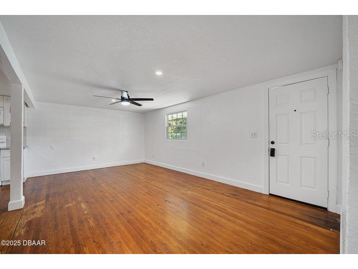 1636 Valencia Avenue Daytona Beach FL 32117 V4944418 image6