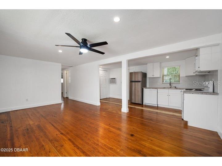 1636 Valencia Avenue Daytona Beach FL 32117 V4944418 image8