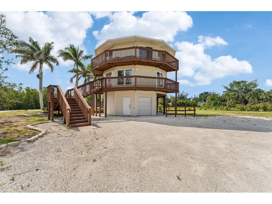 16361 Stringfellow Road Bokeelia FL 33922 - CHARLOTTE HARBOR A4612212 image2