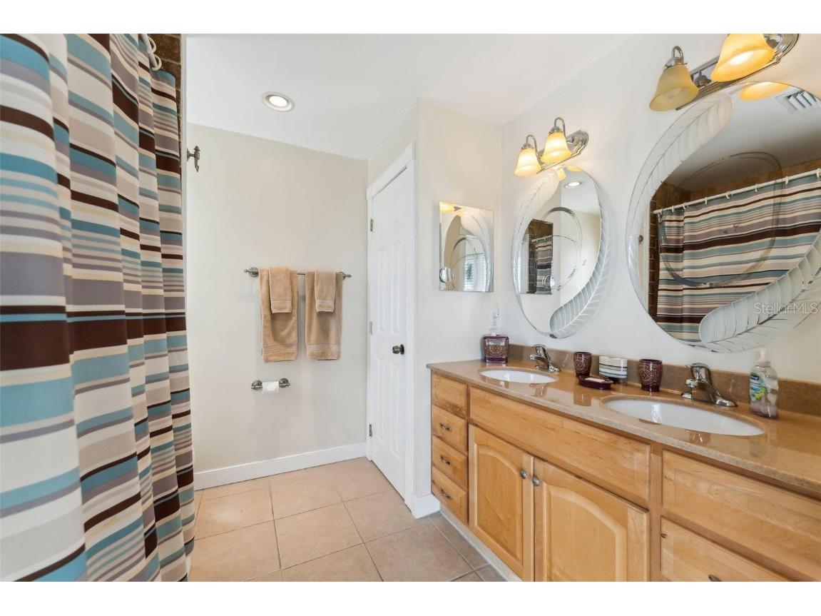 16361 Stringfellow Road Bokeelia FL 33922 - CHARLOTTE HARBOR A4612212 image24