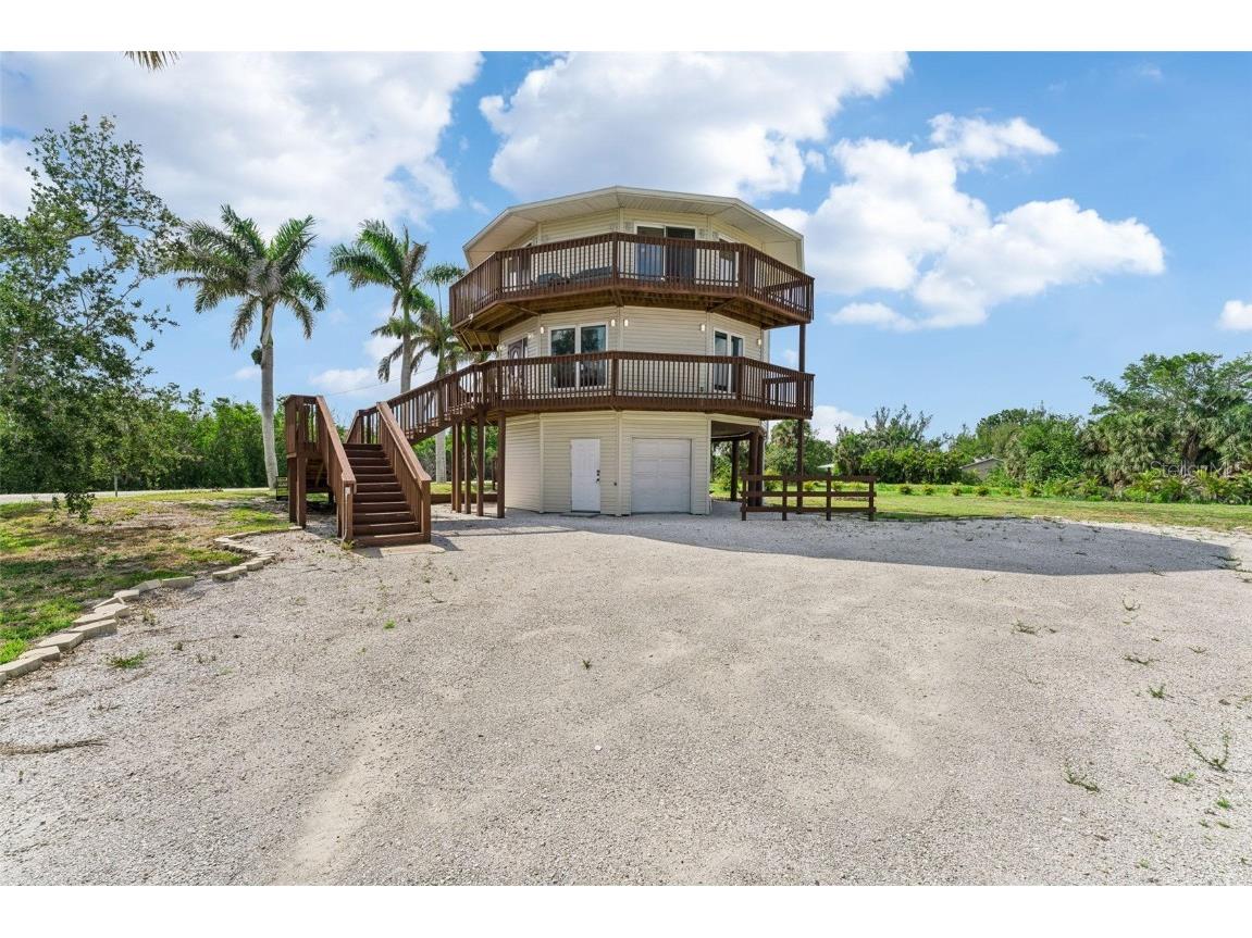 16361 Stringfellow Road Bokeelia FL 33922 - CHARLOTTE HARBOR A4612212 image4