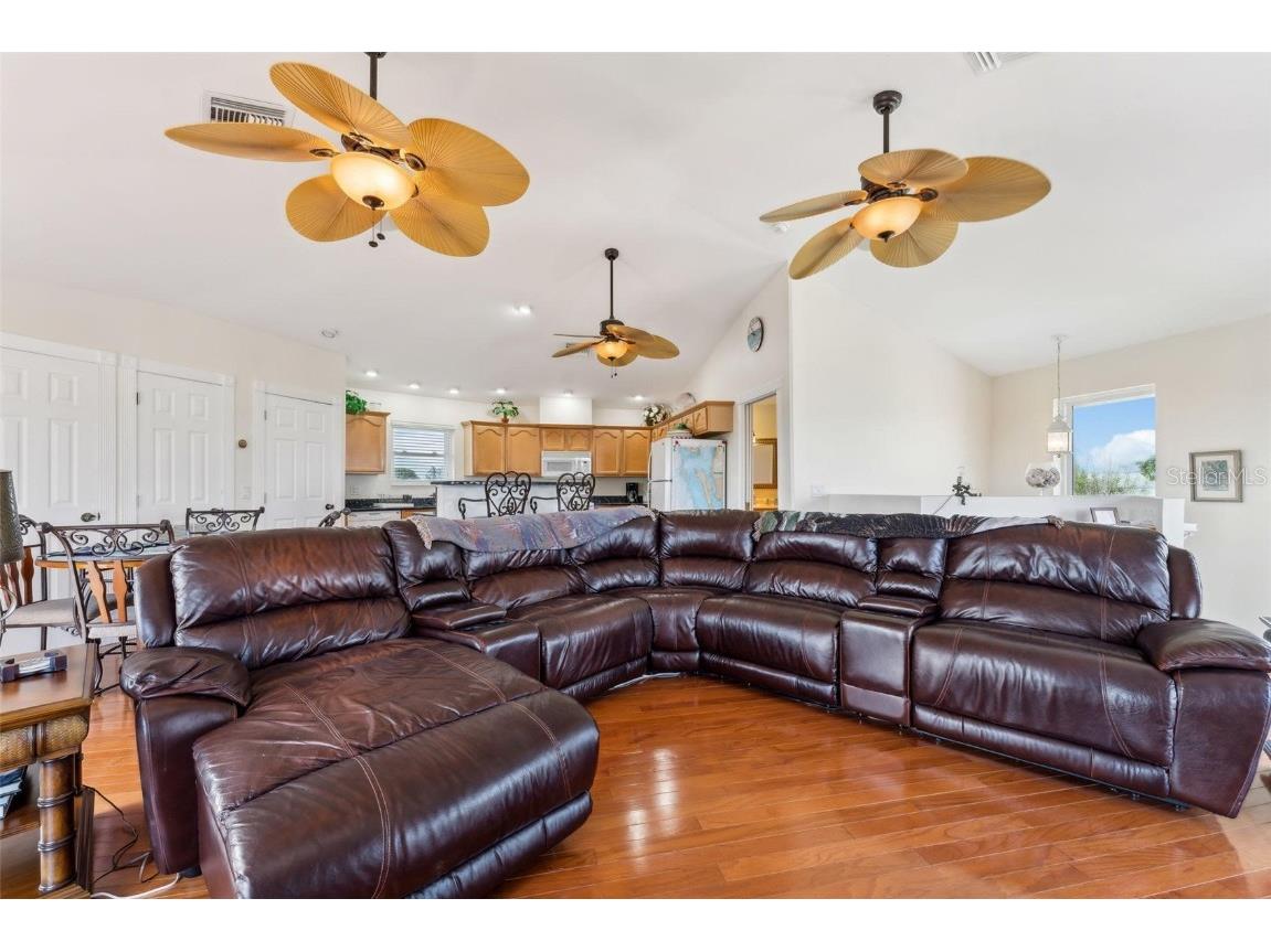 16361 Stringfellow Road Bokeelia FL 33922 - CHARLOTTE HARBOR A4612212 image9