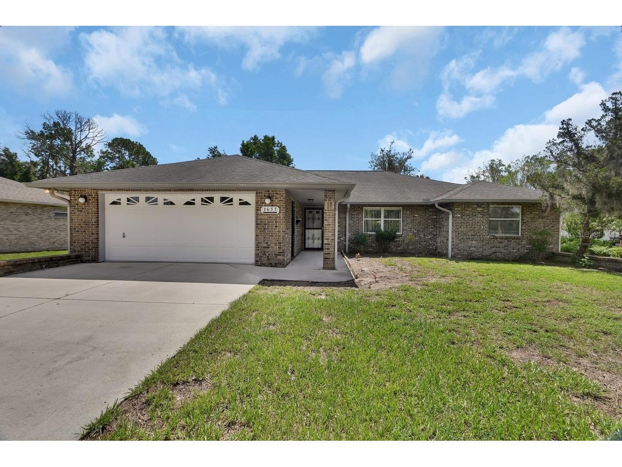 1637 Hontoon Rd Deland FL 32720 V4949656 image1