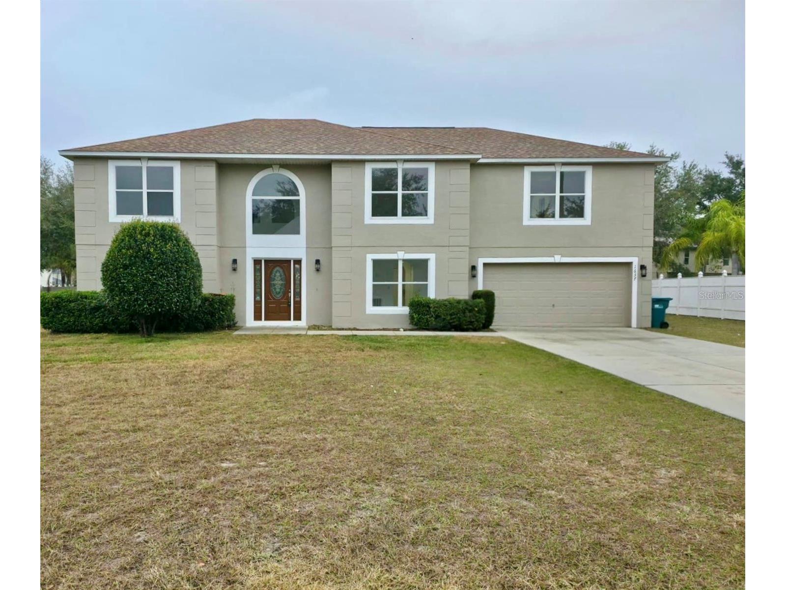 1637 Myrtle Lake Avenue Fruitland Park FL 34731 G5109434 image1