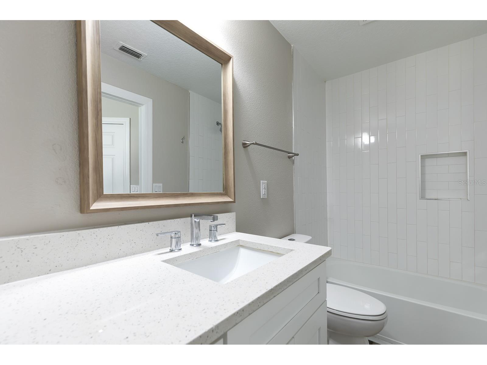 1637 N Lakewood Avenue Ocoee FL 34761 O6397912 image24