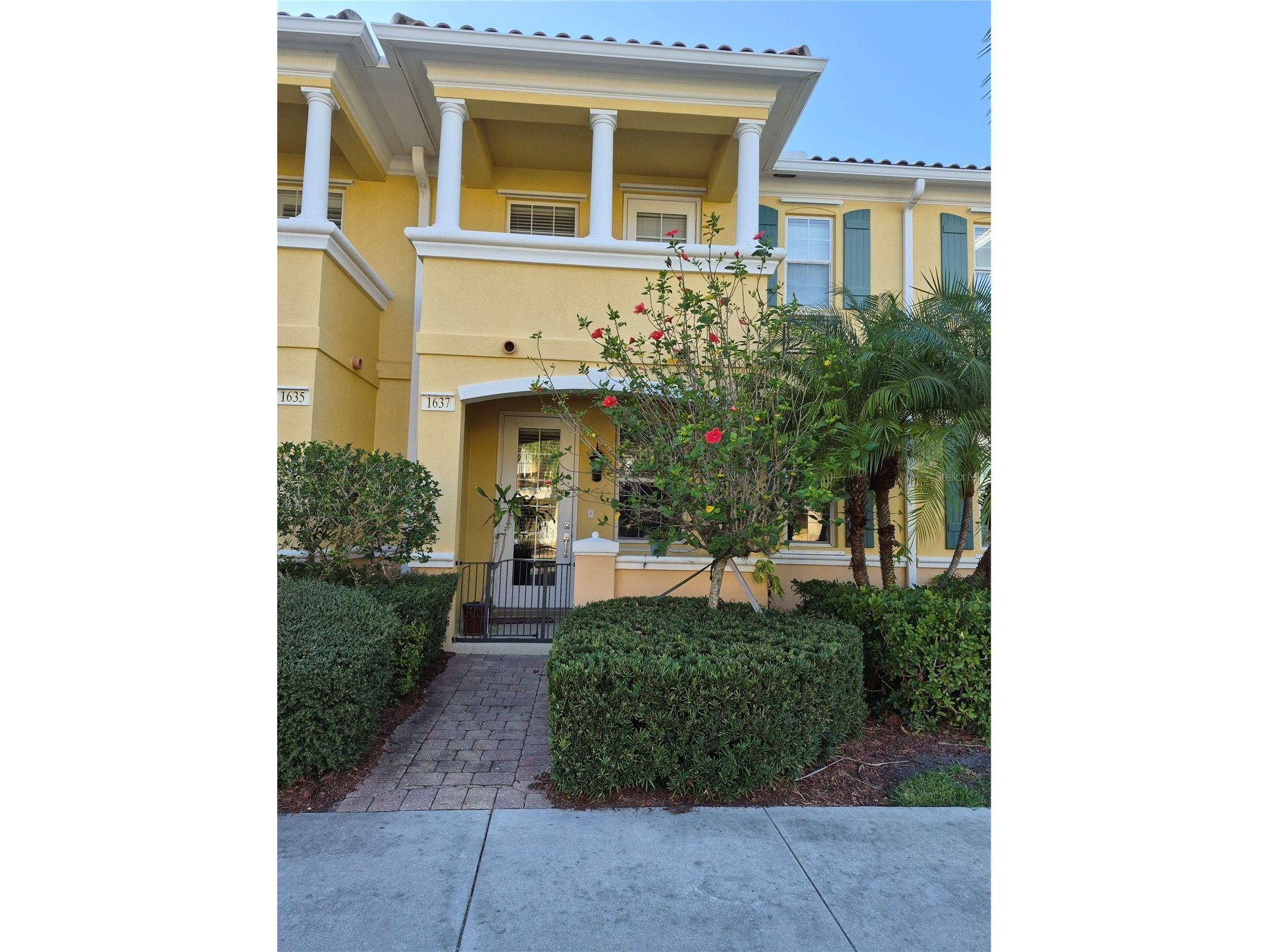 1637 Napoli Drive W Sarasota FL 34232 A4677977 image1