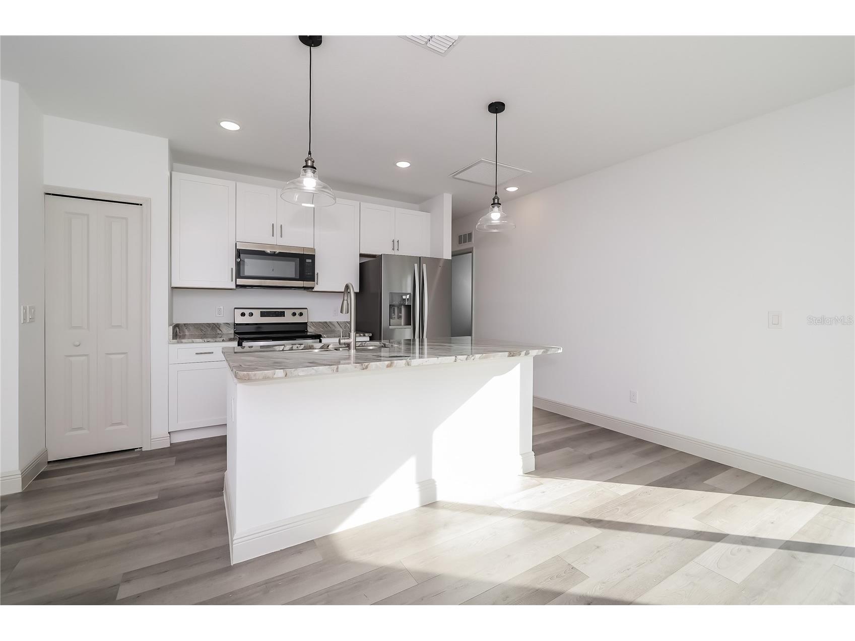 1637 Sail Drive Kissimmee FL 34759 TB8501536 image3