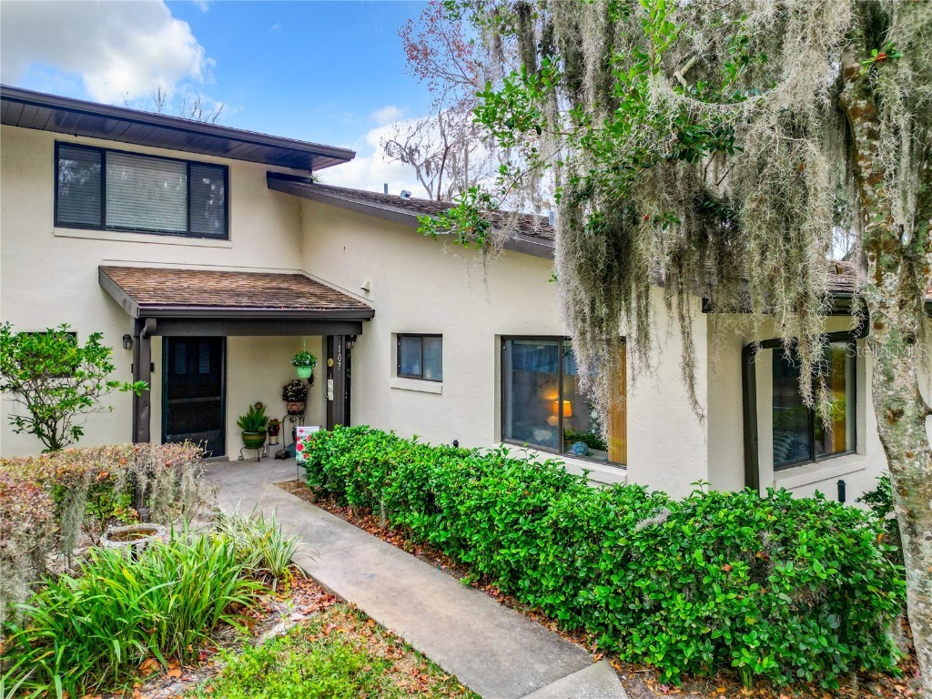 1637 SE Paradise Circle #107 Crystal River FL 34429 U8228270 image1