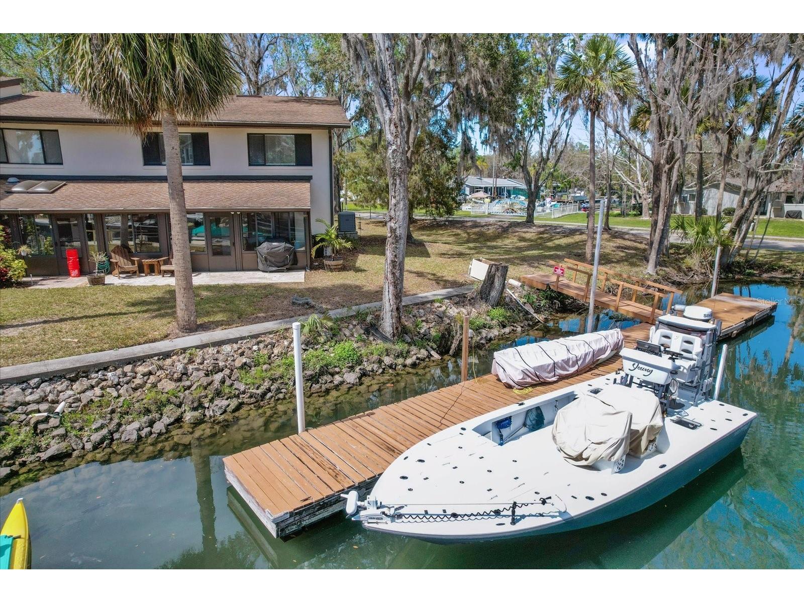 1637 SE Paradise Circle W #101 Crystal River FL 34429 TB8477419 image2