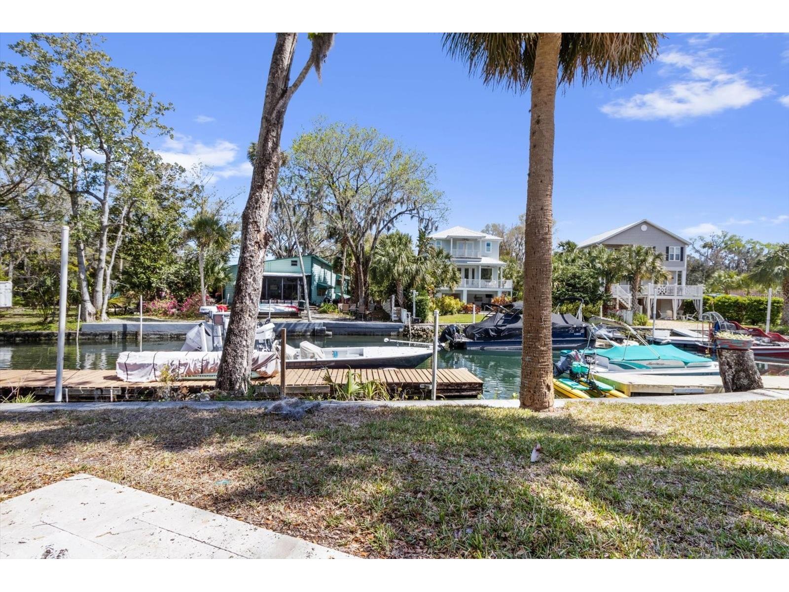 1637 SE Paradise Circle W #101 Crystal River FL 34429 TB8477419 image42