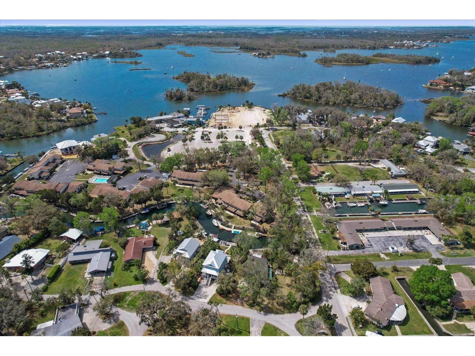 1637 SE Paradise Circle W #101 Crystal River FL 34429 TB8477419 image53