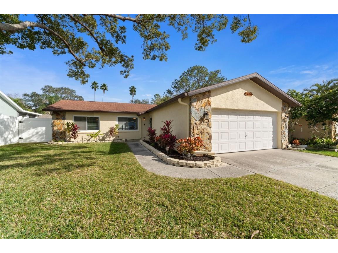 1637 St Catherine Drive E Dunedin FL 34698 U8229948 image1