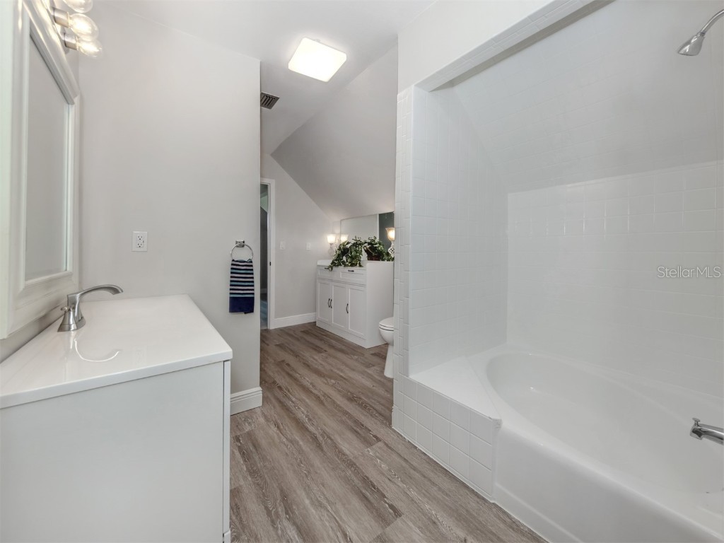 16372 Winburn Drive Sarasota FL 34240 N6140690 image22