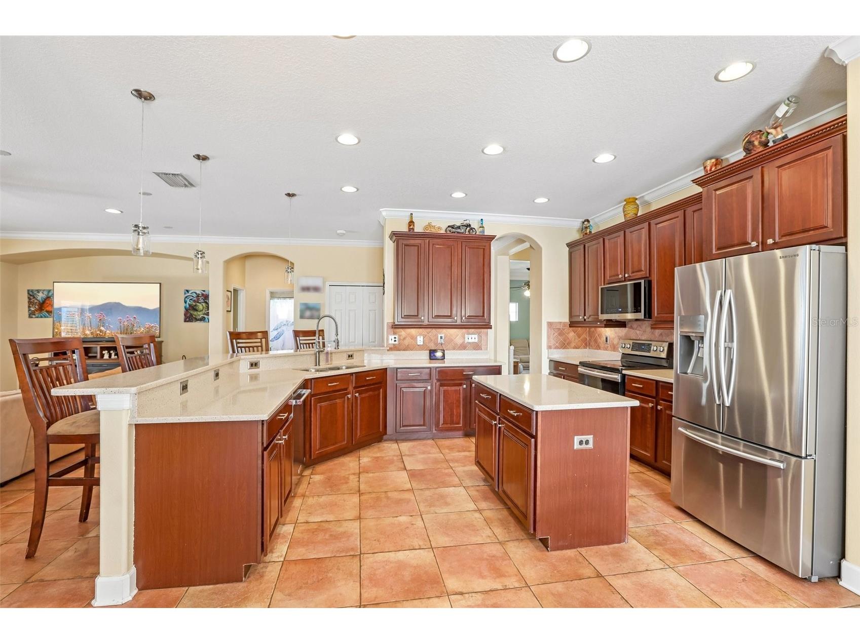 1638 Mira Lago Circle Ruskin FL 33570 TB8494933 image14