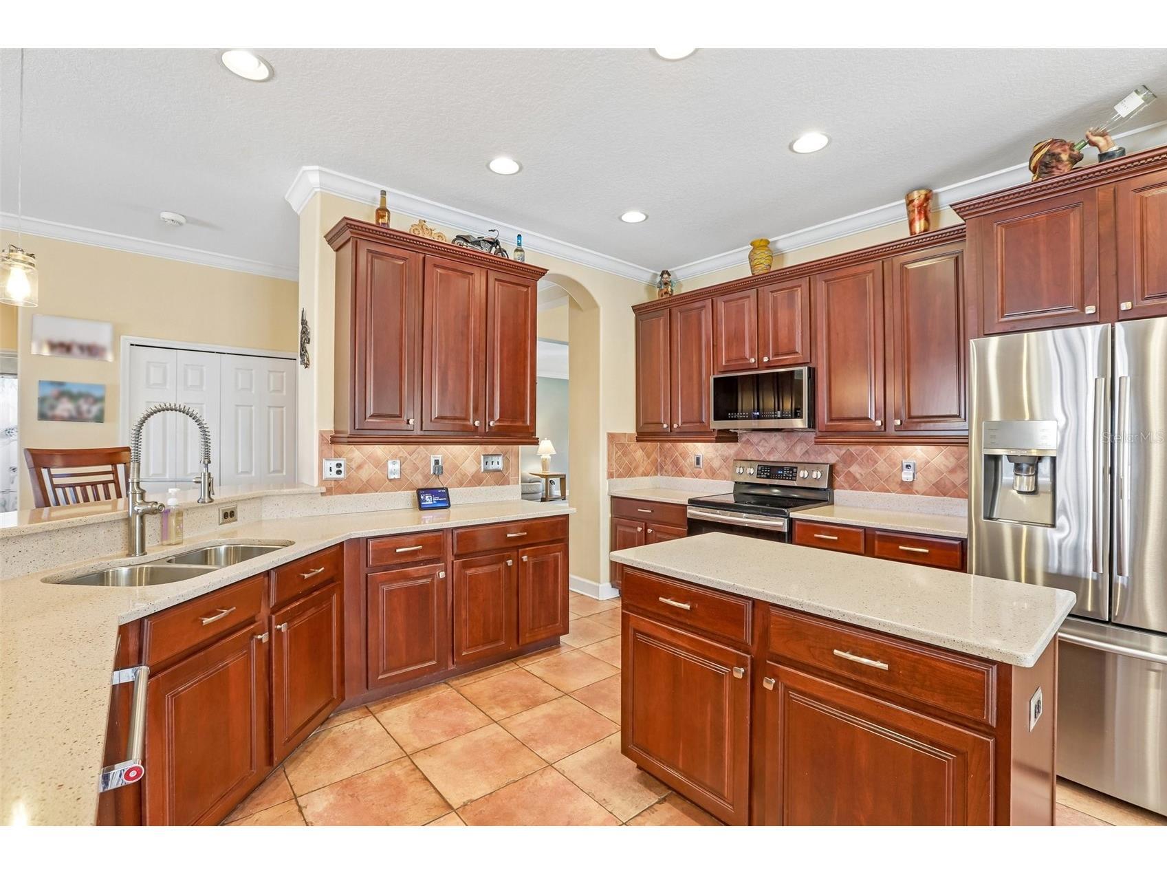1638 Mira Lago Circle Ruskin FL 33570 TB8494933 image15