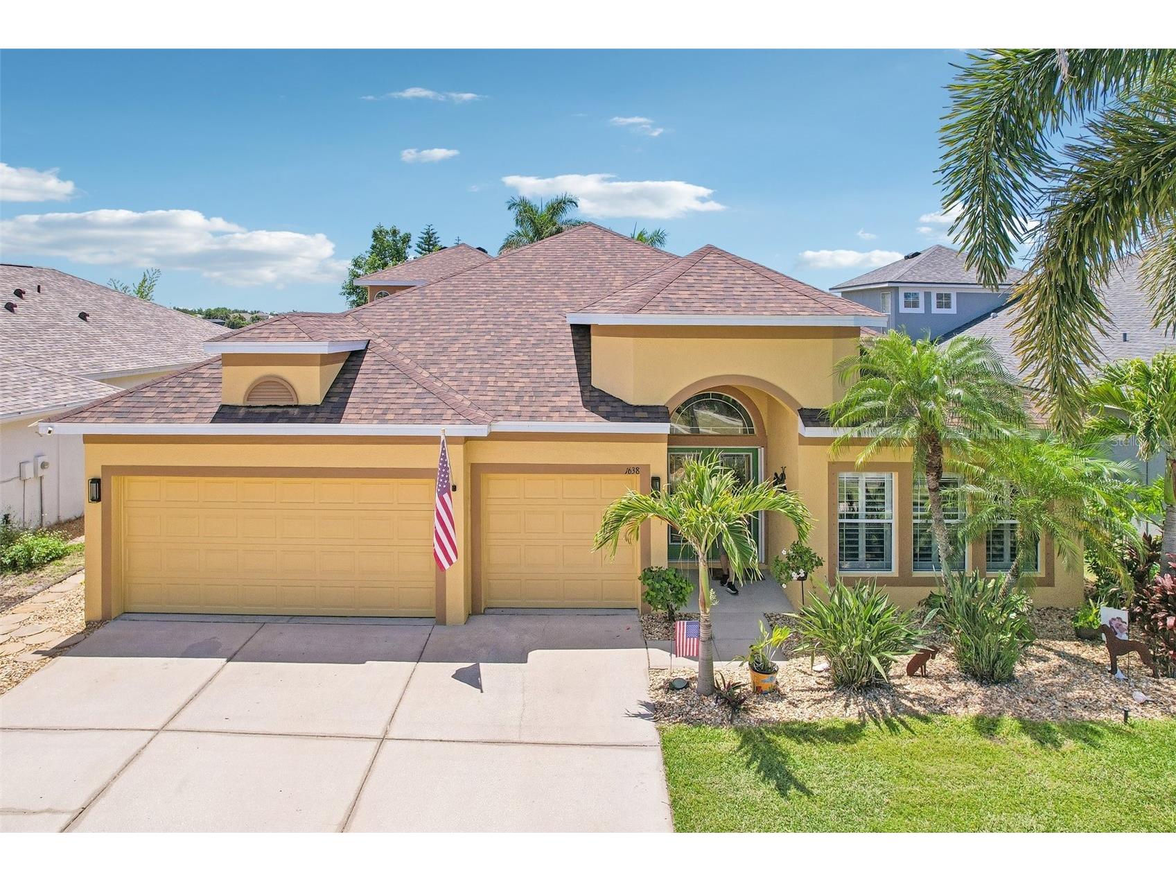 1638 Mira Lago Circle Ruskin FL 33570 TB8494933 image4