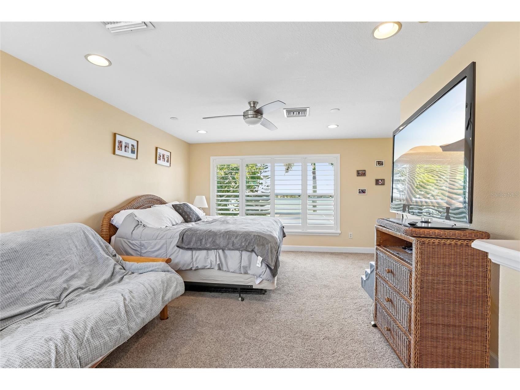 1638 Mira Lago Circle Ruskin FL 33570 TB8494933 image41