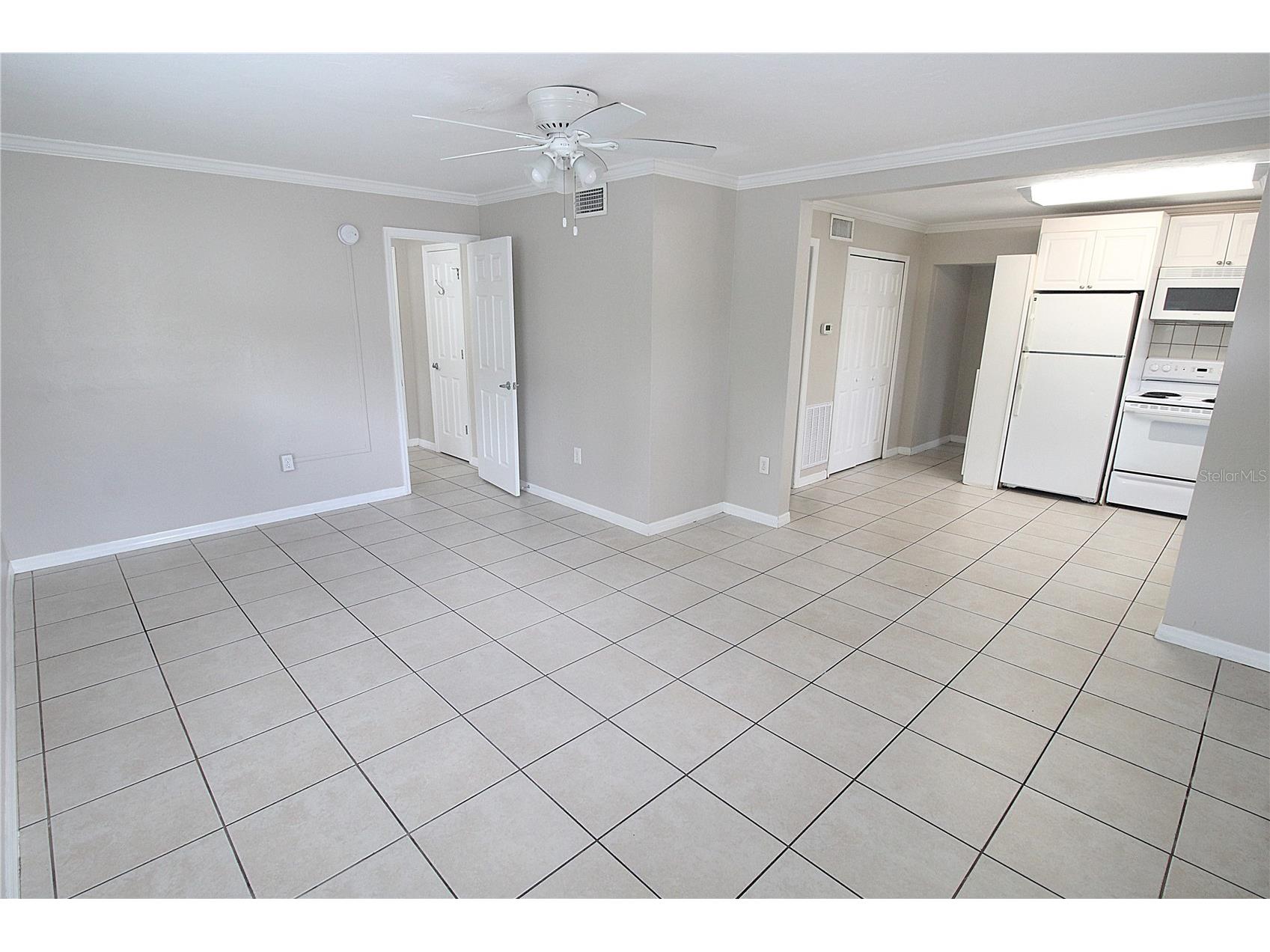 1638 Redwood Street #1 Sarasota FL 34231 A4692638 image4