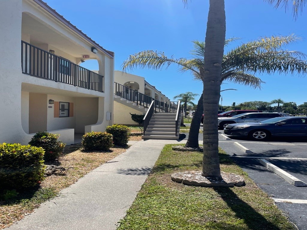 16380 Dublin Circle #104 Fort Myers FL 33908 A4647696 image1