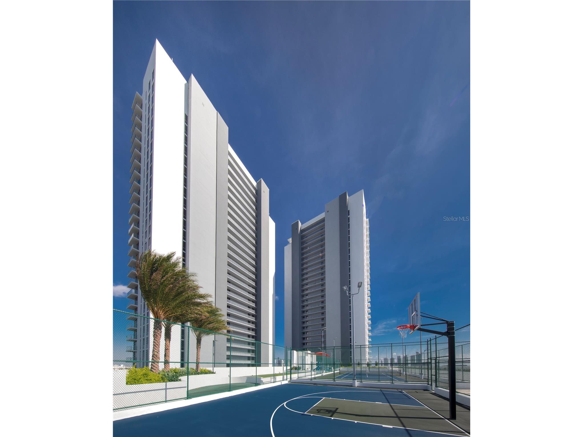 16385 Biscayne Boulevard #305 North Miami Beach FL 33160 GC542133 image1