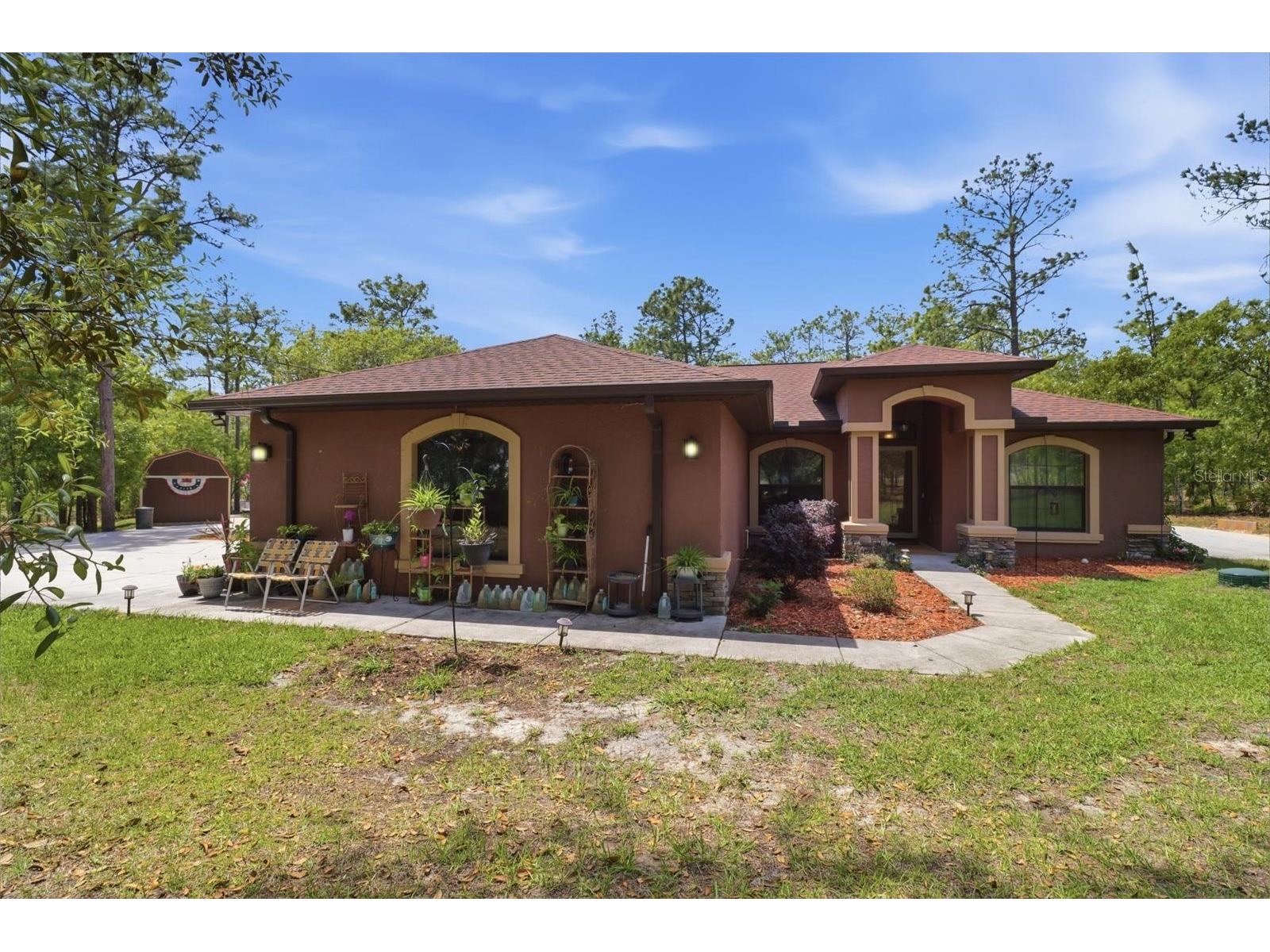 16389 Margot Road Weeki Wachee FL 34614 W7885078 image1