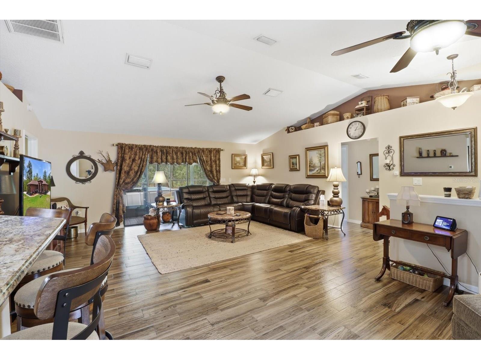 16389 Margot Road Weeki Wachee FL 34614 W7885078 image7