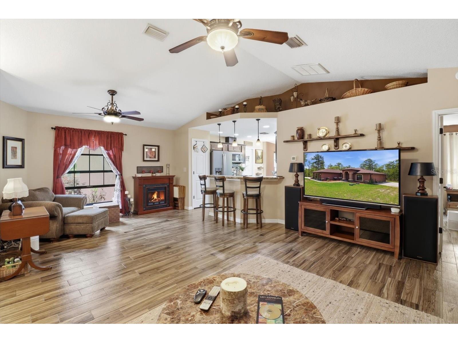 16389 Margot Road Weeki Wachee FL 34614 W7885078 image9