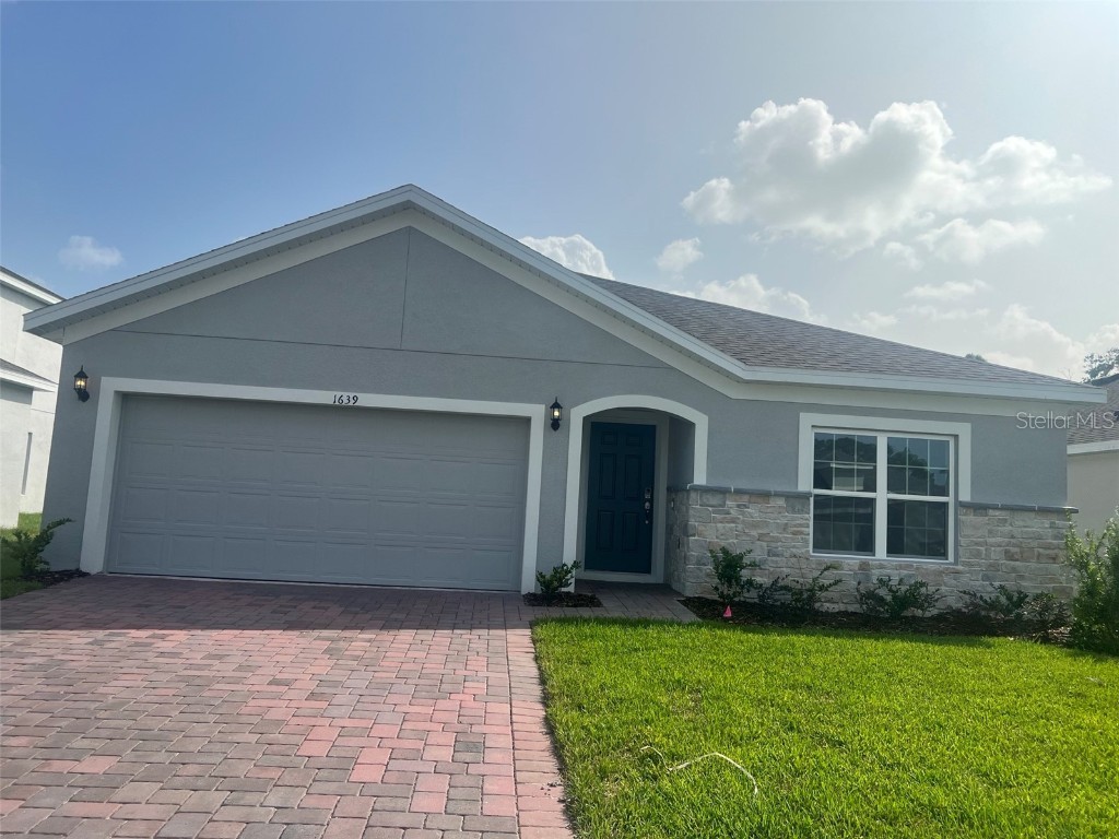 1639 Sky Lakes Drive Saint Cloud FL 34769 O6147704 image1