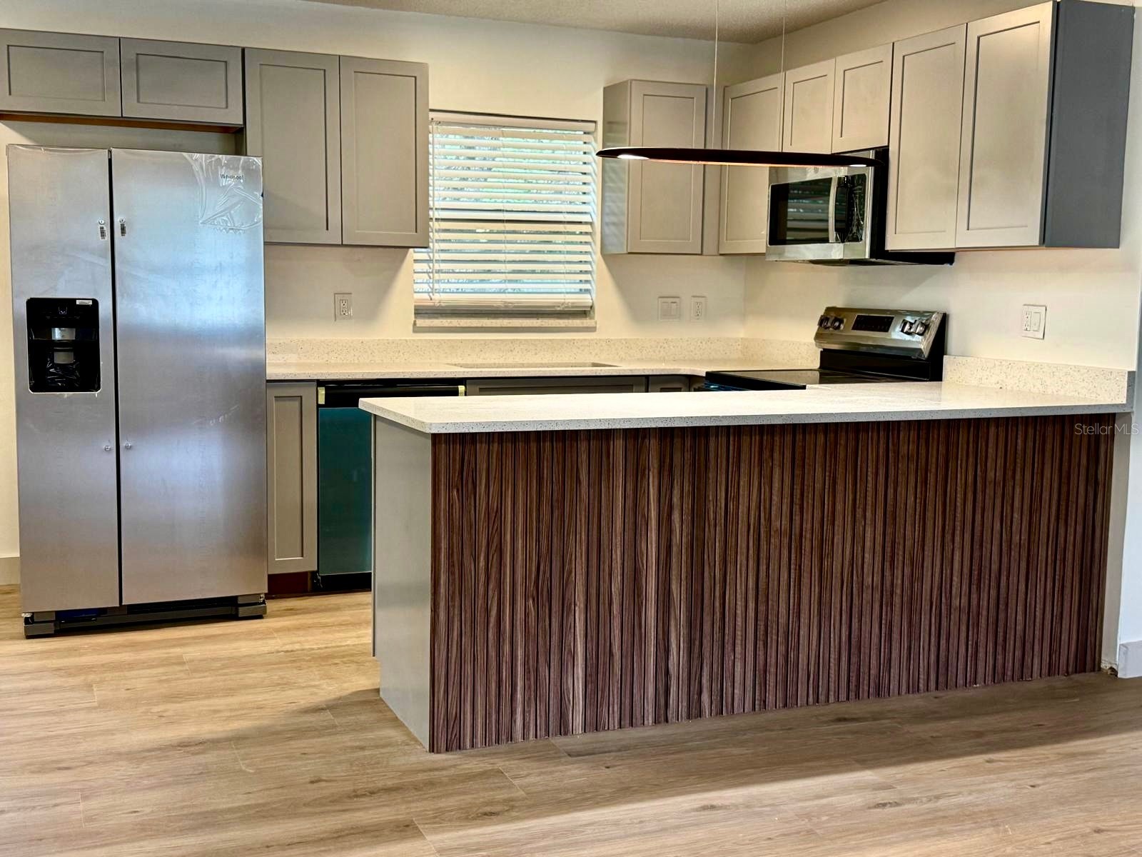 1639 Spring Lake Road Fruitland Park FL 34731 W7885558 image2