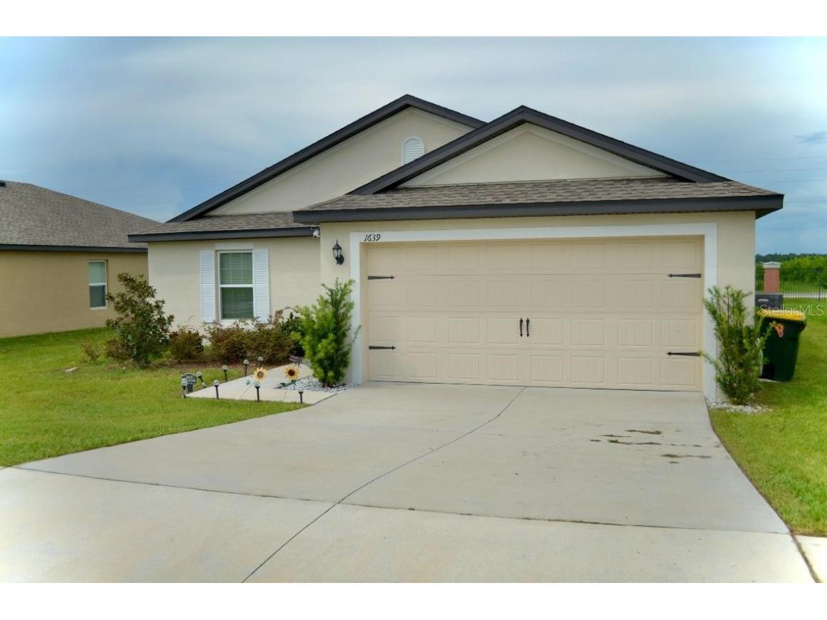 1639 Swan Lake Circle Dundee FL 33838 P4936205 image2