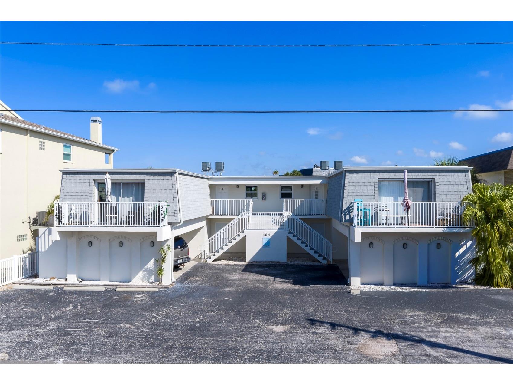 164 117th Avenue #4 Treasure Island FL 33706 TB8505260 image1