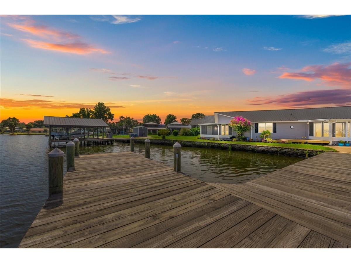 164 Moonlite Drive Welaka FL 32193 - ST JOHNS RIVER FC311427 image2